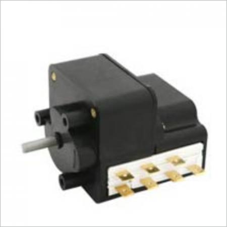 Time relay cyclic RVCM